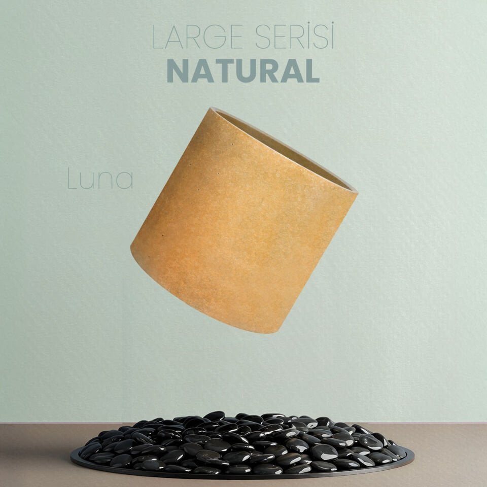 Luna Large