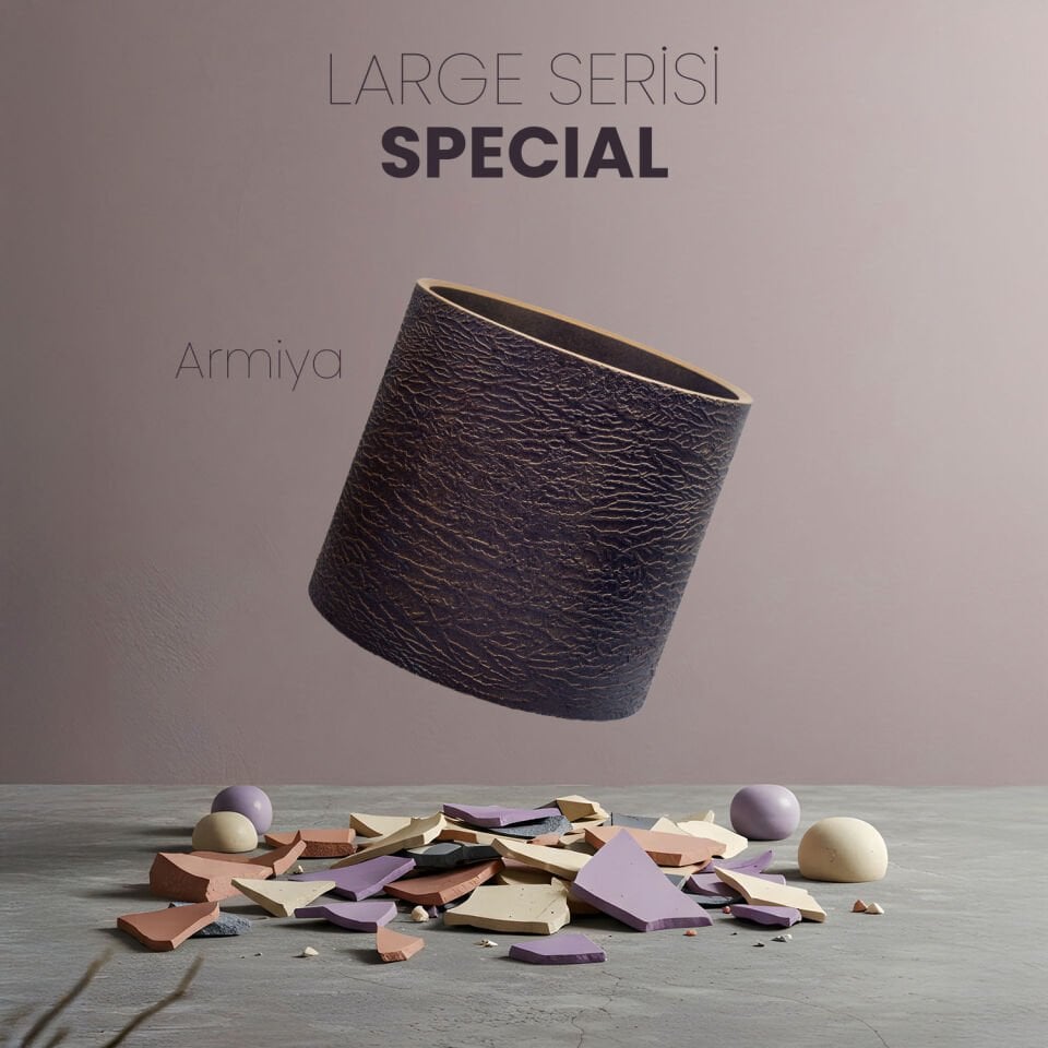 Armiya Large